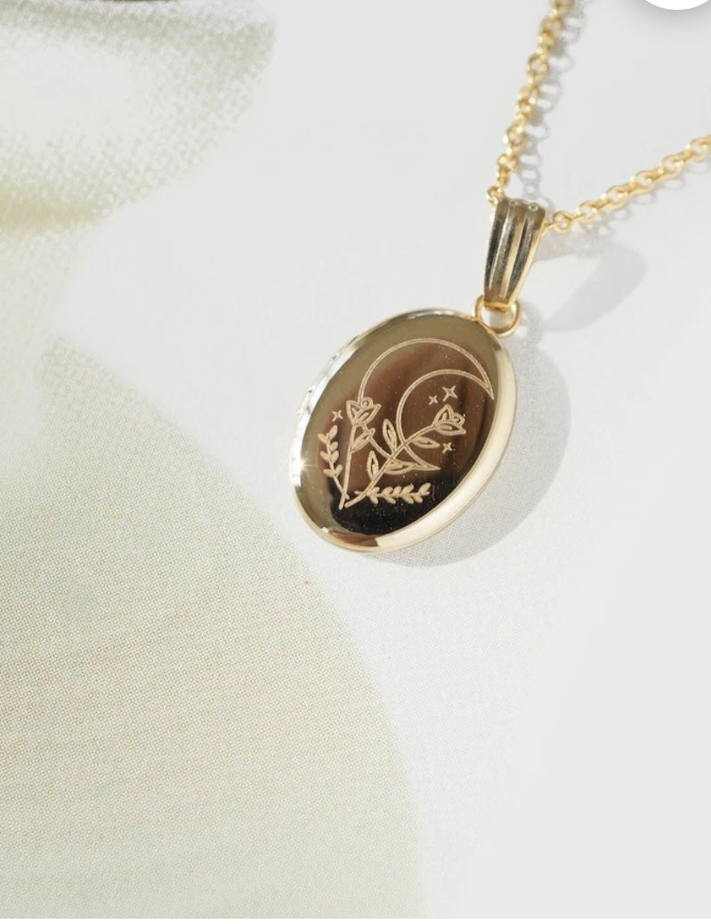 The Heirloom Botanical Moon Locket